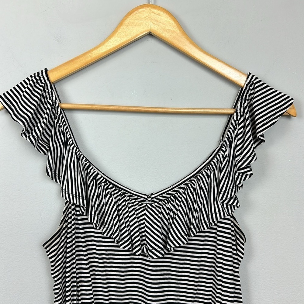 Torrid Tank Top Super Soft V Neck Ruffle Black White Striped Sz 14 - Picture 7 of 10